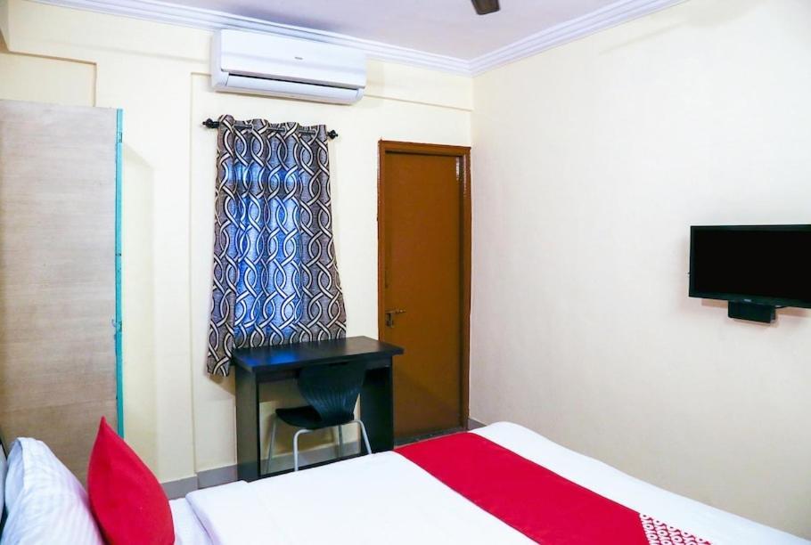 Hotel O Eon Studio Apartments Poona Buitenkant foto