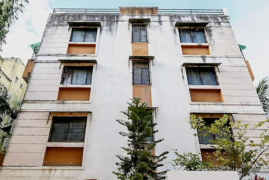 Hotel O Eon Studio Apartments Poona Buitenkant foto